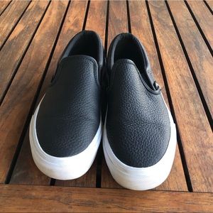 vans tumbled leather slip on
